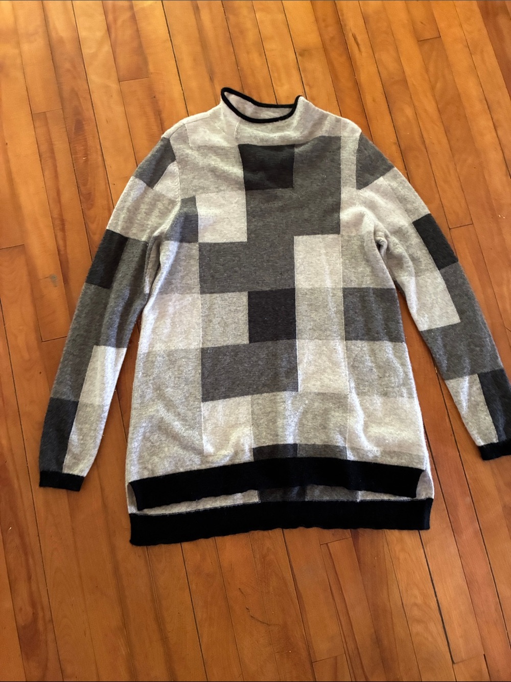 Cashmere Charter Club sweater